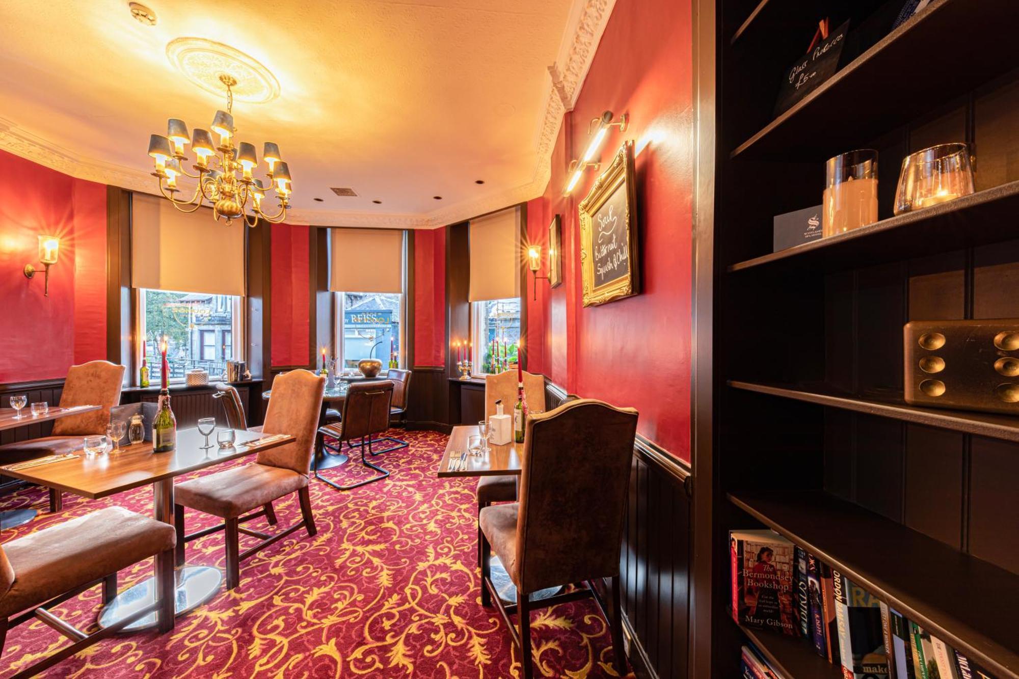 Scotland'S Spa Hotel 皮特洛赫里 外观 照片